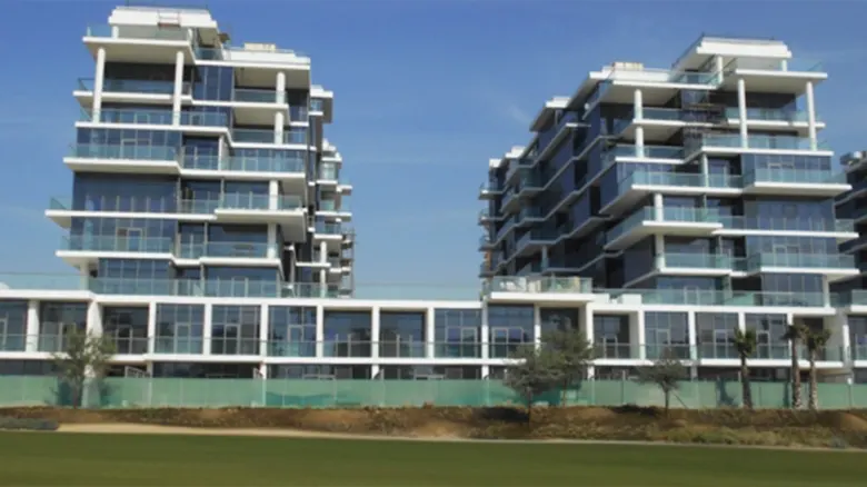 Apartments for sale in Golf Horizon-Dubai by Damac Properties