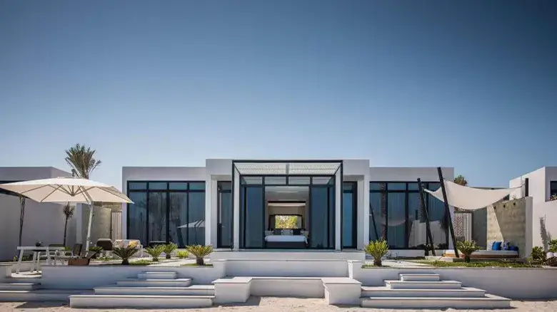 بيوت وفلل للبيع في أبوظبي Villas for Sale in Abu Dhabi