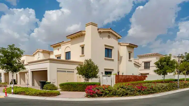 فلل للبيع في الإمارات
Villas for Sale in UAE